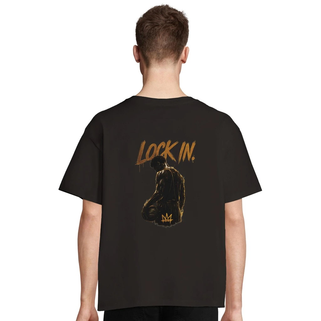 person1_back.webp